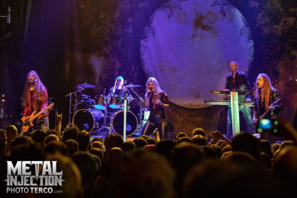 CHARLOTTE WESSELS Y MARTIJN WESTERHOLT comparten sus puntos de vista sobre la salida masiva de DELAIN en 2021