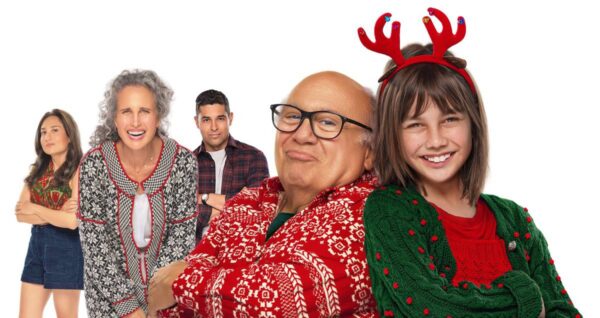 Danny DeVito y Lucy DeVito protagonizan una dulce comedia navideña