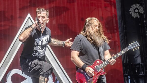 Lamb of God anuncia 2025 Headbangers Boat Cruise